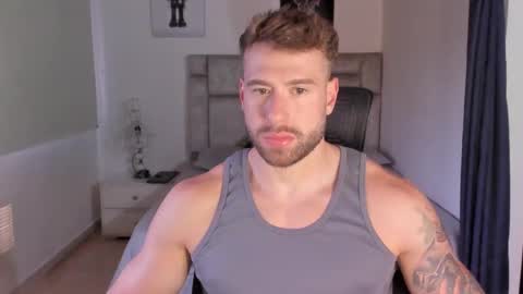 PAUL ROGER online show from September 2025 10:32:01 PM