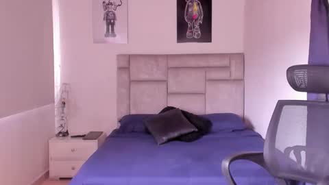 PAUL ROGER online show from October 2025 03:10:01 PM