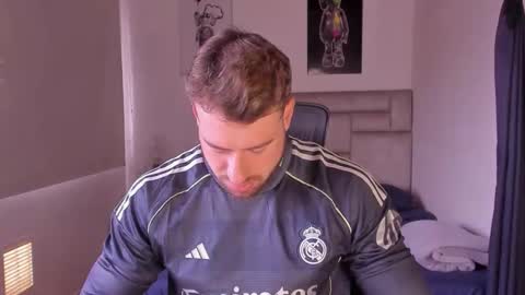 PAUL ROGER online show from January 2026 01:37:02 PM