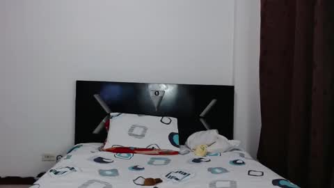 PAULA online show from September 2025 05:51:01 AM