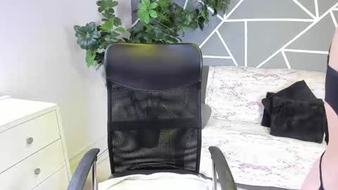 Snapshot of paula_miler1 chatting on March 2026 02:55:01 PM paula_miler1 online show from March 2026 02:55:01 PM