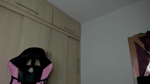 paula princexx online show from December 2024 05:29:02 AM