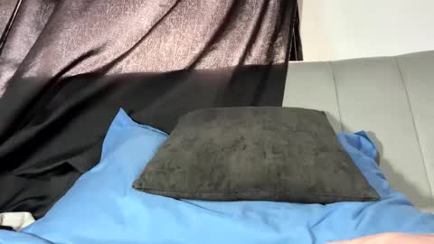 Yura independent  model online show from October 2025 04:38:02 PM