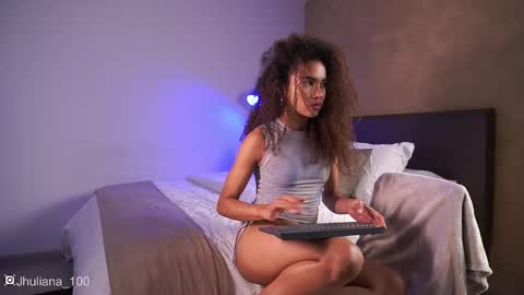 Paula online show from February 2025 11:47:02 PM