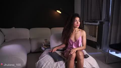 Snapshot of paulacora100 chatting on May 2026 03:20:01 PM Paula online show from May 2026 03:20:01 PM