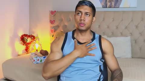 Snapshot of paulcreewx chatting on February 2026 09:55:01 PM paul online show from February 2026 09:55:01 PM