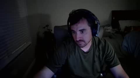 Snapshot of pauldemonte chatting on May 2026 10:30:01 AM pauldemonte online show from May 2026 10:30:01 AM