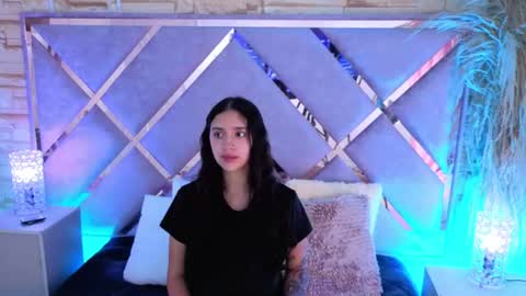 Snapshot of paulette_dupont_ chatting on June 2026 02:13:02 AM paulette_dupont_ online show from June 2026 02:13:02 AM
