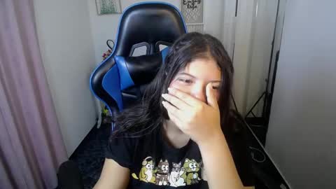 Snapshot of paulina07_ chatting on June 2026 03:40:02 PM paulina07_ online show from June 2026 03:40:02 PM