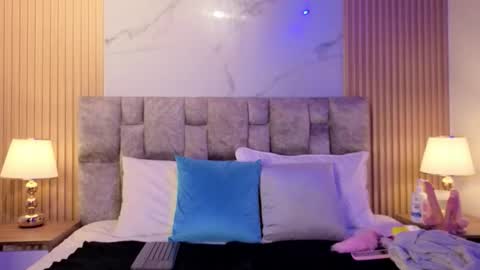 Snapshot of paulina__rose chatting on February 2026 11:59:01 AM paulina online show from February 2026 11:59:01 AM