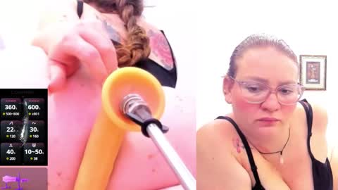 Paulina Davis  online show from March 2025 02:12:02 AM