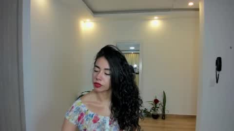 paulina online show from February 2025 09:29:02 PM