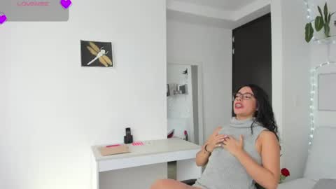 paulina online show from July 2026 06:34:02 PM