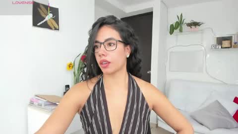 paulina online show from July 2026 07:01:02 PM