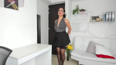 paulina online show from August 2026 06:46:01 PM