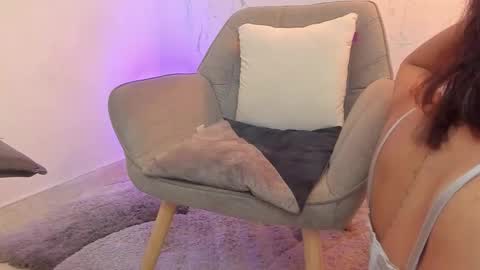 PAULINA  online show from September 2025 08:10:01 PM