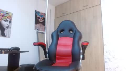 Paulina Rubio online show from January 2025 10:19:01 PM