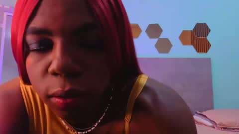 Paulina  online show from April 2026 07:22:01 PM