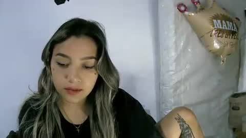 paulina_x_x online show from May 2026 04:01:02 PM