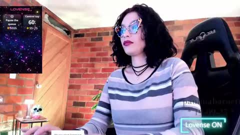 Snapshot of paulinabarnett_ chatting on September 2025 04:02:02 AM Paulina online show from September 2025 04:02:02 AM