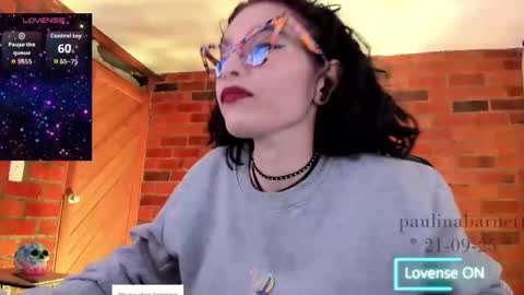 Snapshot of paulinabarnett_ chatting on September 2025 05:36:02 PM Paulina online show from September 2025 05:36:02 PM