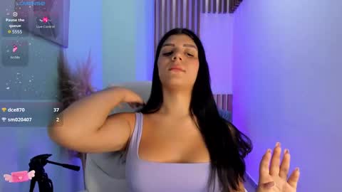 Paulina Belle online show from September 2025 12:49:02 PM