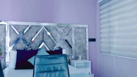 Paulina online show from October 2025 01:12:02 PM