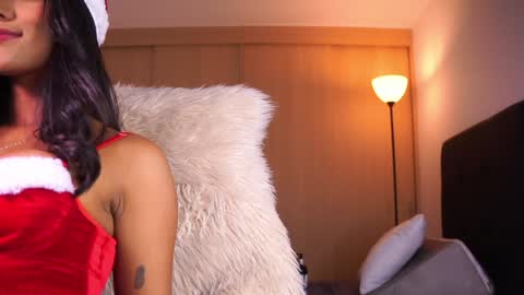 pauline_7 online show from December 2024 10:22:02 AM