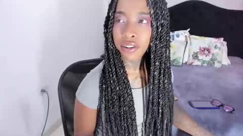 Pauline online show from March 2026 03:00:01 PM