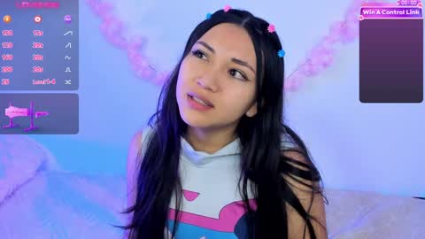 Snapshot of pauline_golden1 chatting on January 2025 07:49:01 AM Pauline online show from January 2025 07:49:01 AM