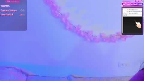 Snapshot of pauline_golden1 chatting on March 2025 04:19:01 AM Pauline online show from March 2025 04:19:01 AM