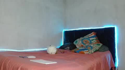 paulosex12 online show from October 2025 01:39:02 AM