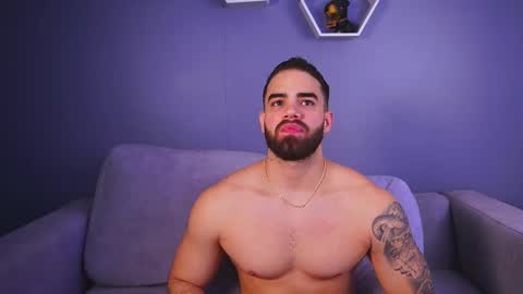 Paul Phoenix online show from November 2025 06:19:01 PM