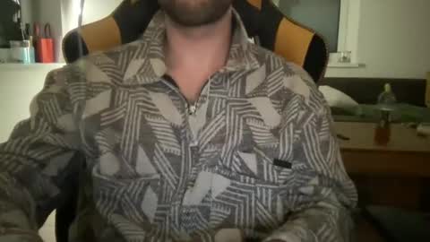 Snapshot of paulsimpsn chatting on March 2025 12:31:02 AM love bush online show from March 2025 12:31:02 AM