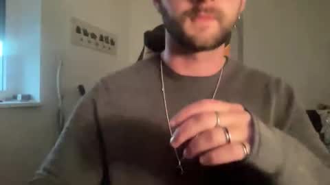 Snapshot of paulsimpsn chatting on September 2025 05:03:02 PM love bush online show from September 2025 05:03:02 PM