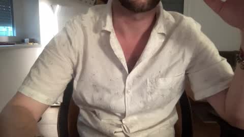 Snapshot of paulsimpsn chatting on September 2025 04:51:02 PM love bush online show from September 2025 04:51:02 PM