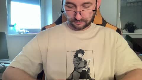 Snapshot of paulsimpsn chatting on September 2025 08:29:01 AM love bush online show from September 2025 08:29:01 AM