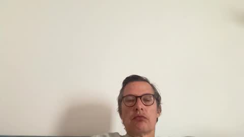 paulwill2377 online show from February 2026 06:45:01 PM