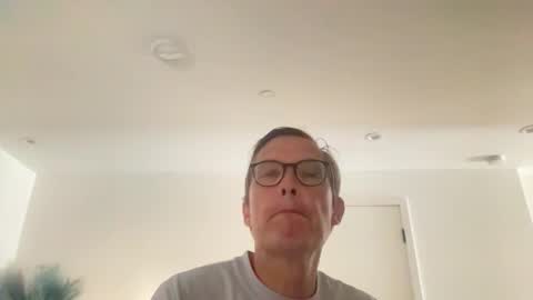 paulwill2377 online show from March 2026 10:15:01 PM