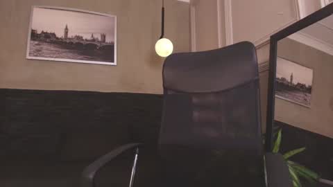 Snapshot of pavlovasw chatting on October 2025 08:29:02 PM Pavlova online show from October 2025 08:29:02 PM