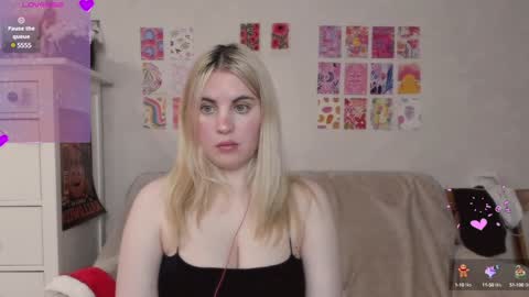 Allisses online show from December 2024 01:54:02 PM