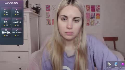 Allisses online show from October 2025 06:54:01 AM