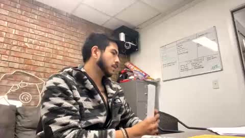 Pete online show from November 2025 05:46:02 PM