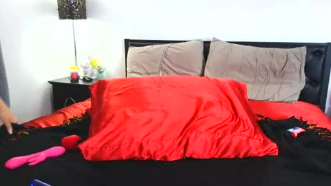 Snapshot of peachesncream0303 chatting on June 2026 01:54:01 AM Peachesncream03 online show from June 2026 01:54:01 AM