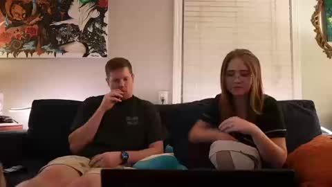 Snapshot of peachespunkins chatting on October 2025 02:11:02 AM peachespunkins online show from October 2025 02:11:02 AM