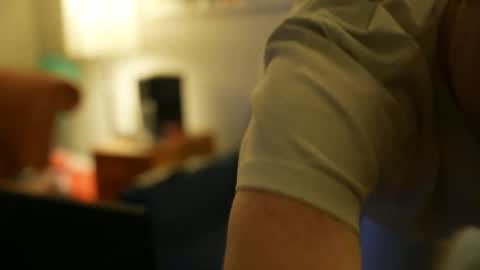 Snapshot of peachespunkins chatting on November 2025 04:33:02 AM peachespunkins online show from November 2025 04:33:02 AM