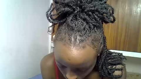 peachy_ebony online show from November 2025 02:39:02 AM