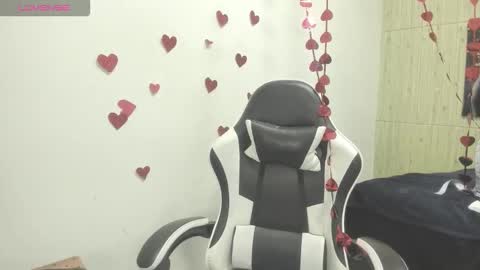 Snapshot of peachy_hot chatting on February 2026 05:19:02 AM Peachy online show from February 2026 05:19:02 AM