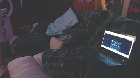 Peachycream2017 online show from February 2025 04:57:02 AM