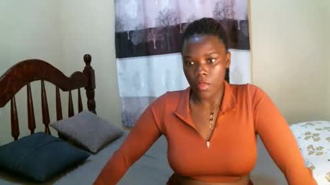 Snapshot of peachygirl255 chatting on September 2025 03:34:02 PM Peachy online show from September 2025 03:34:02 PM